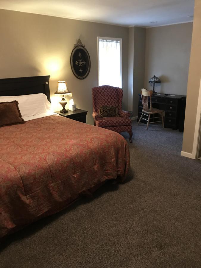 The Courtland Hotel & Spa Fort Scott Exterior photo