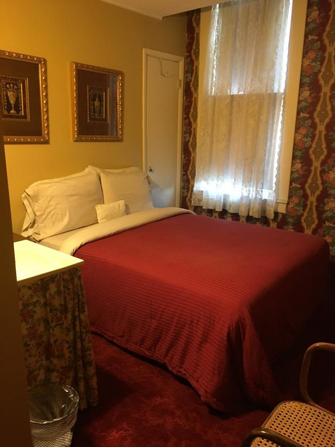 The Courtland Hotel & Spa Fort Scott Exterior photo